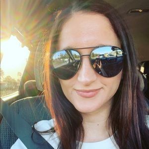 Meet your Posher, Melanie